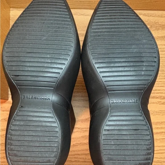 Balenciaga Excavator Boots - Picture 3 of 5